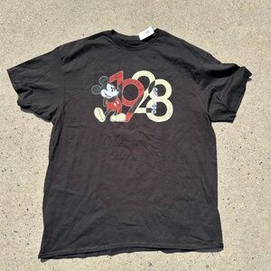 Disney 1928 Black Shirt XL